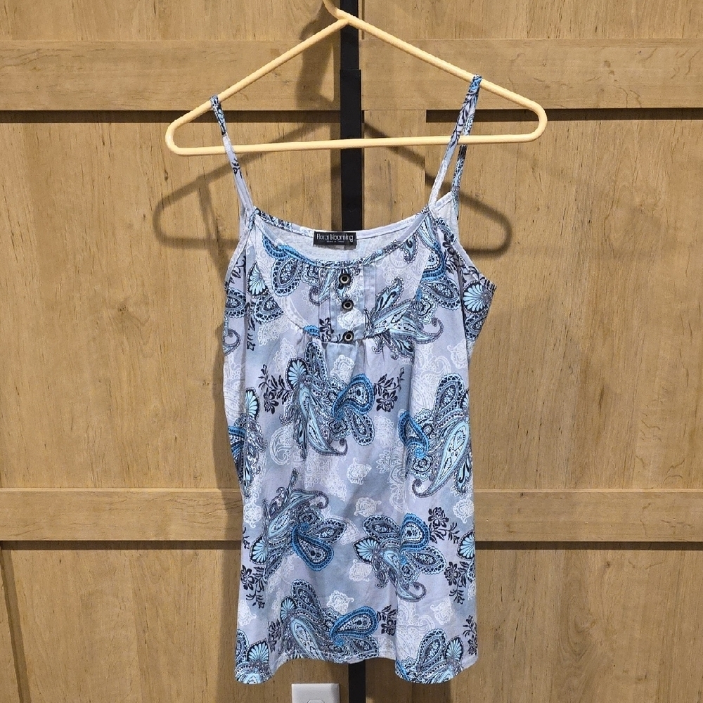(J42) Blue and Gray Paisley Tank Top